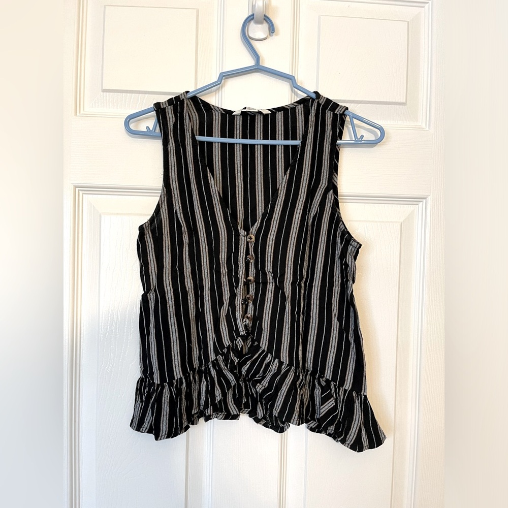 American Eagle summer ruffled top